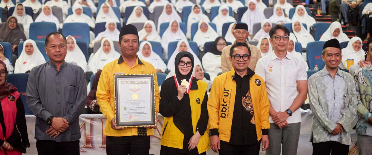 BB Tour menerima Rekor MURI untuk Film Manasik Bioskop